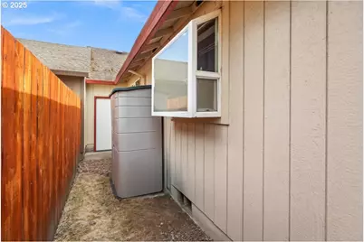 2478 S Alpine St, Cornelius, OR 97113 - Photo 38