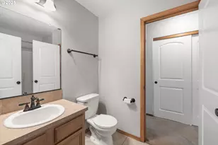 13325 SE Ramona St, Portland, OR 97236 - Photo 28