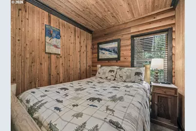 26845 E Rolling Riffle Ln, Rhododendron, OR 97049 - Photo 30