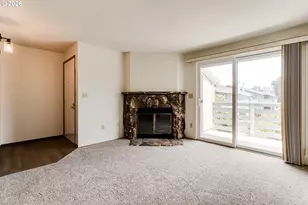 650 Harlow Rd, Springfield, OR 97477 - Photo 4