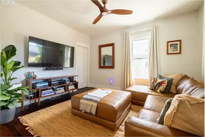 7649 N Willamette Blvd, Portland, OR 97203 - Photo 16