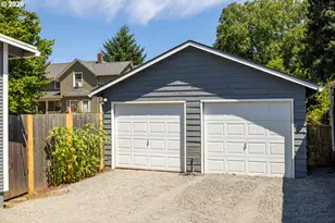 7649 N Willamette Blvd, Portland, OR 97203 - Photo 38