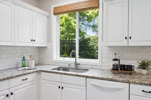 29545 SW Queens Ct, Wilsonville, OR 97070 - Photo 14