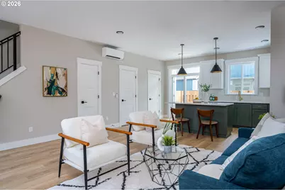 8429 NE Hassalo St, Portland, OR 97220 - Photo 6