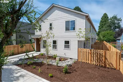 8429 NE Hassalo St, Portland, OR 97220 - Photo 2