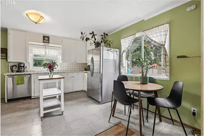 13314 SE Bush St, Portland, OR 97236 - Photo 10