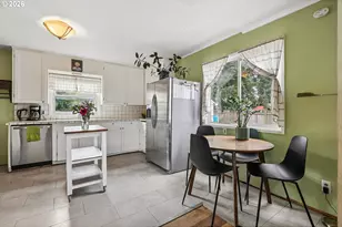 13314 SE Bush St, Portland, OR 97236 - Photo 10