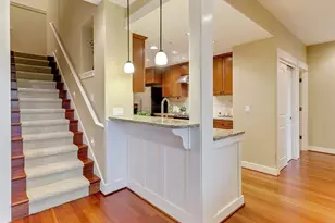 3642 SW Baird St, Portland, OR 97219 - Photo 24