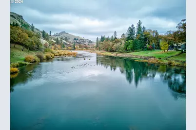 2665 Whistlers Park Rd, Roseburg, OR 97470 - Photo 48