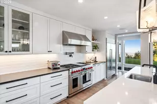 1281 SW Davenport St, Portland, OR 97201 - Photo 12