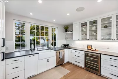 1281 SW Davenport St, Portland, OR 97201 - Photo 14