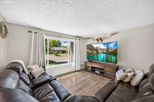 2356 SE 56th Pl, Hillsboro, OR 97123 - Photo 6