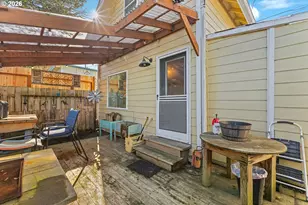 931 S 4th St, Coos Bay, OR 97420 - Photo 28