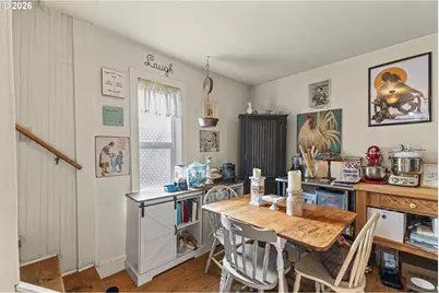 931 S 4th St, Coos Bay, OR 97420 - Photo 16