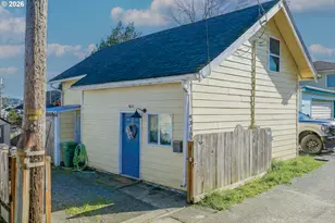 931 S 4th St, Coos Bay, OR 97420 - Photo 1