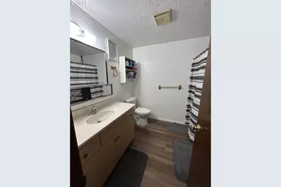 5495 A Units 69,70,71,72 St, Springfield, OR 97478 - Photo 12