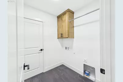 521 W 20th Way, La Center, WA 98629 - Photo 16