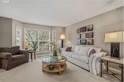 6108 SW Kruse Ridge Dr, Portland, OR 97219 - Photo 4