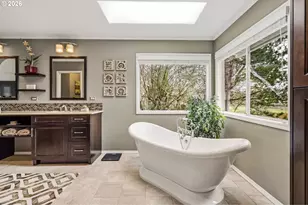 6108 SW Kruse Ridge Dr, Portland, OR 97219 - Photo 26