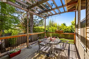 6108 SW Kruse Ridge Dr, Portland, OR 97219 - Photo 36
