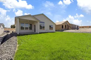 1238 SE Kimber Dr, Hermiston, OR 97838 - Photo 34