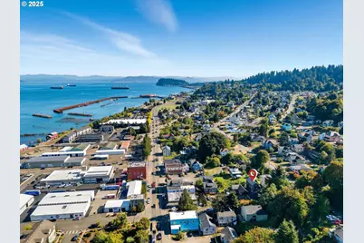 686 29th St, Astoria, OR 97103 - Photo 46