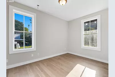 686 29th St, Astoria, OR 97103 - Photo 30