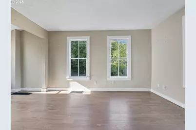 686 29th St, Astoria, OR 97103 - Photo 22