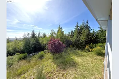 47500 Pacific View Dr, Langlois, OR 97450 - Photo 4
