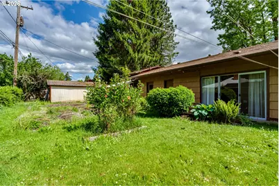 1035 Willa St, Eugene, OR 97404 - Photo 48