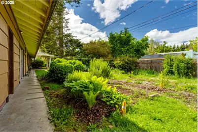 1035 Willa St, Eugene, OR 97404 - Photo 42