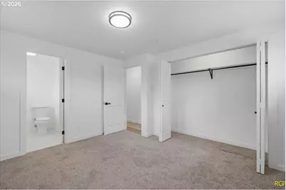405 Washington St, Silverton, OR 97381 - Photo 18