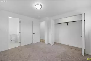 405 Washington St, Silverton, OR 97381 - Photo 18