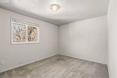 1488 Fetters Loop, Eugene, OR 97402 - Photo 20