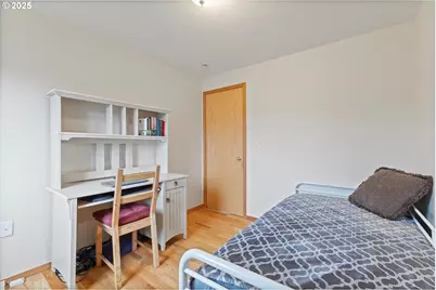 621 SE 11th Cir, Troutdale, OR 97060 - Photo 24