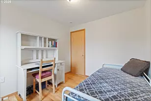 621 SE 11th Cir, Troutdale, OR 97060 - Photo 24