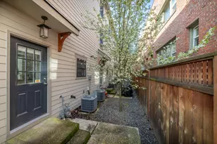 623 NE Randall Ave, Portland, OR 97232 - Photo 22