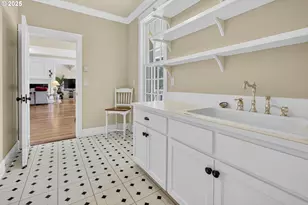 375 Marina Vista Dr, Lowell, OR 97452 - Photo 22