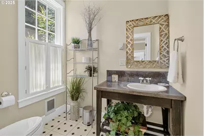 375 Marina Vista Dr, Lowell, OR 97452 - Photo 20