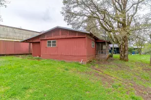 10425 Edmunson Dr SE, Salem, OR 97317 - Photo 10