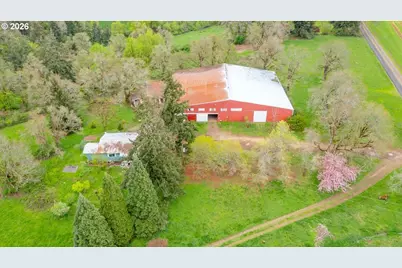 10425 Edmunson Dr SE, Salem, OR 97317 - Photo 1