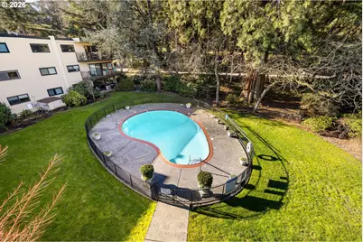 2393 SW Park Pl #302, Portland, OR 97205 - Photo 32