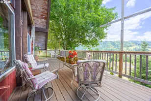 639 Cattle Dr, Roseburg, OR 97470 - Photo 8