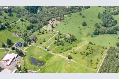 639 Cattle Dr, Roseburg, OR 97470 - Photo 10