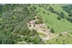 639 Cattle Dr, Roseburg, OR 97470 - Photo 32