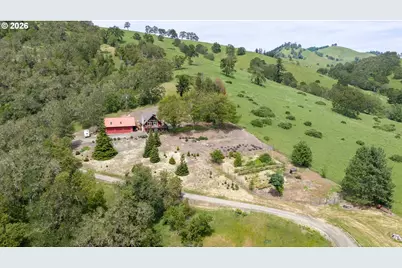 639 Cattle Dr, Roseburg, OR 97470 - Photo 26
