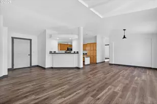 208 16th St, La Grande, OR 97850 - Photo 8