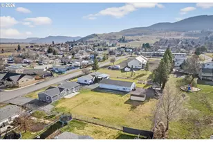 208 16th St, La Grande, OR 97850 - Photo 38