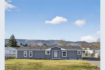 208 16th St, La Grande, OR 97850 - Photo 2
