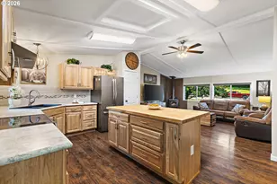 20341 SE Helzer Way, Damascus, OR 97089 - Photo 10